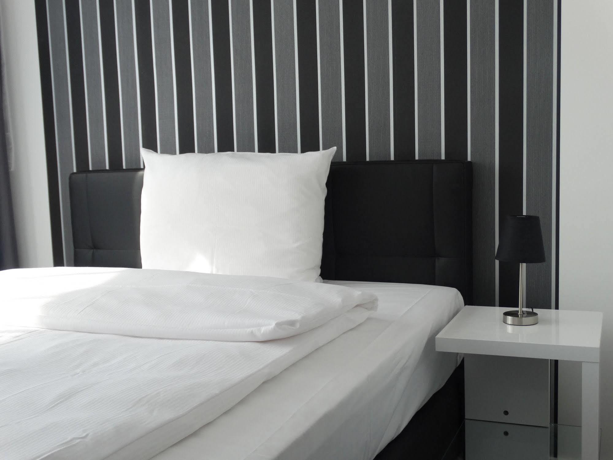 אסן Hotel Stay מראה חיצוני תמונה